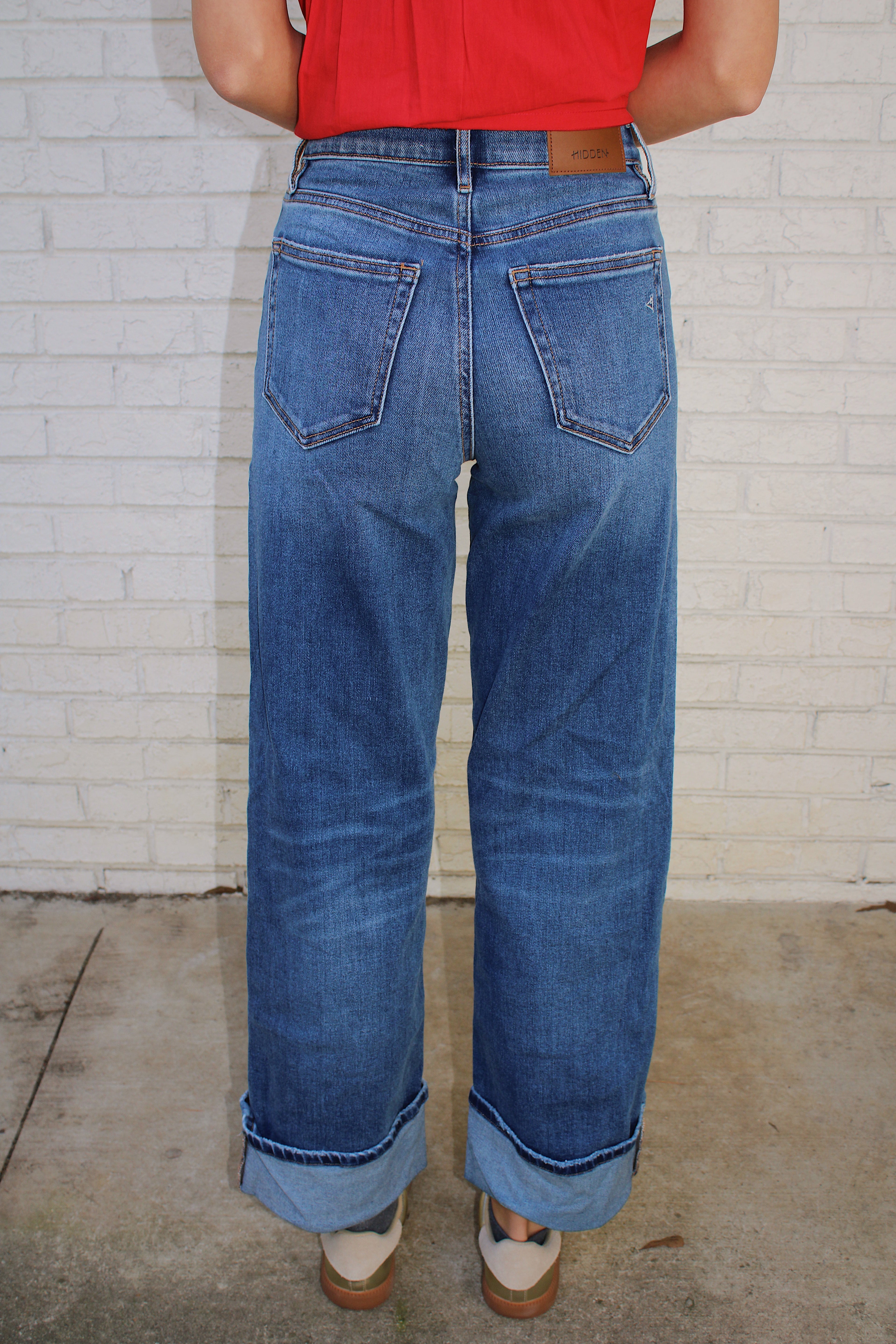 Dark Wash Cuffed Stretch Clean Dad Jean