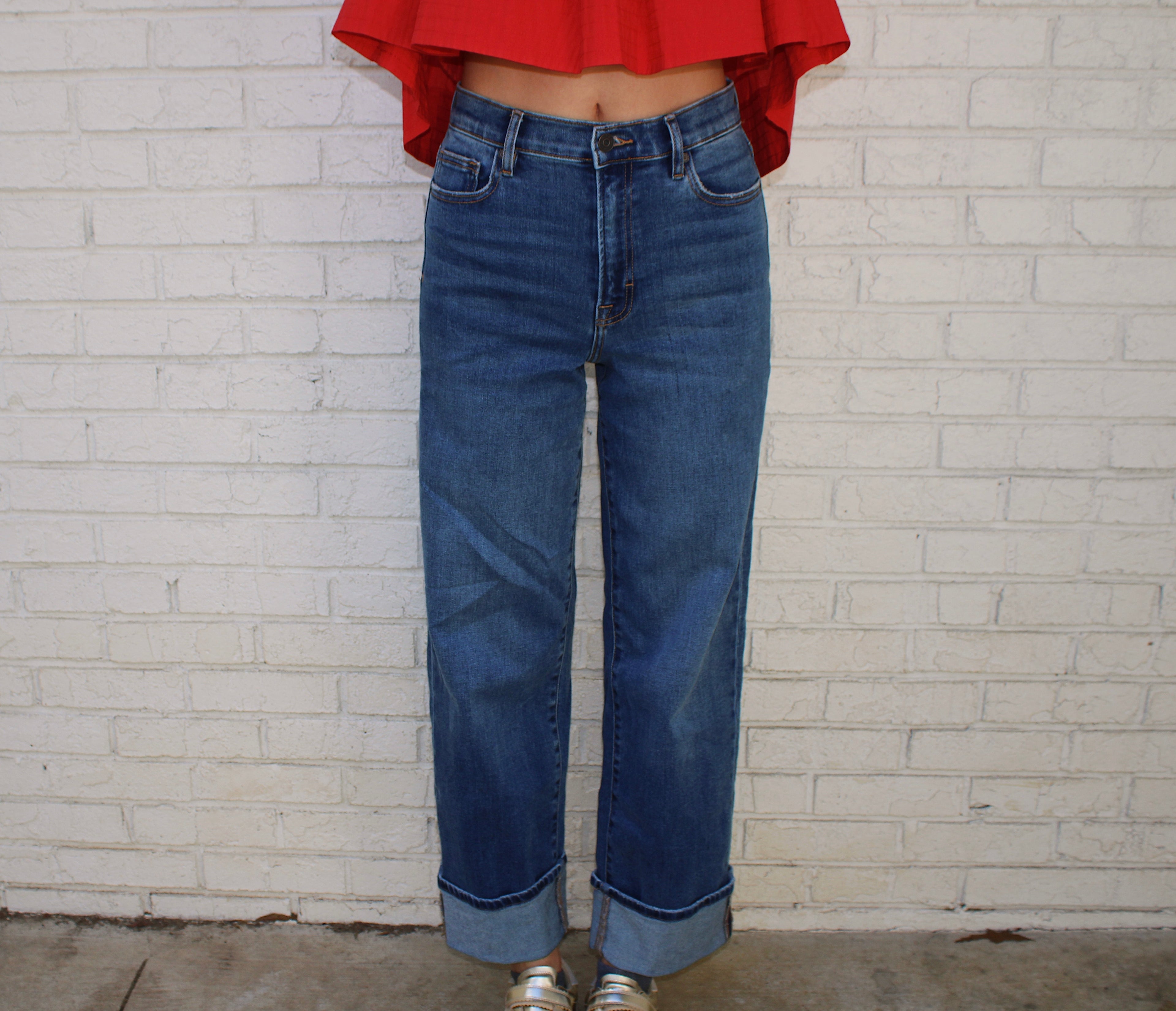 Dark Wash Cuffed Stretch Clean Dad Jean