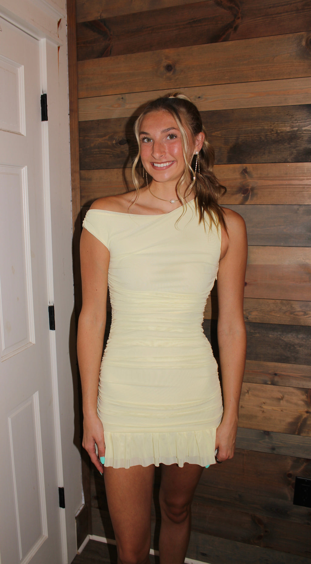 Kenzie Off-Shoulder Mini